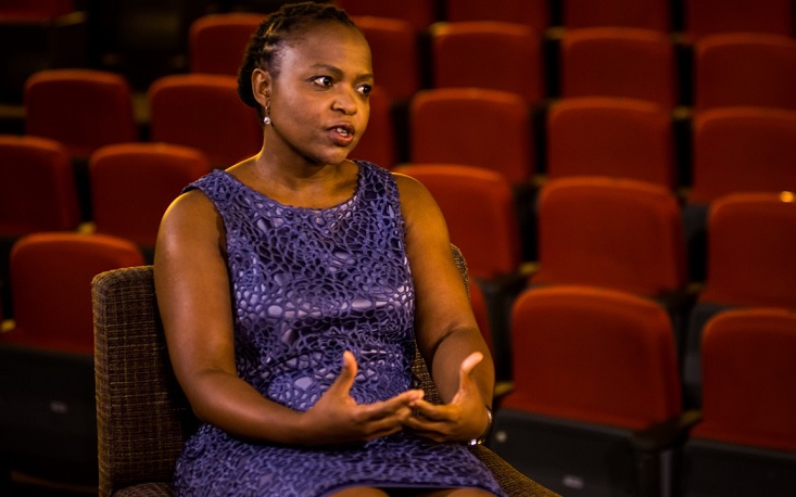 “As pessoas devem escolher um governo que promova inclusão”, diz Flora Mokgohloa