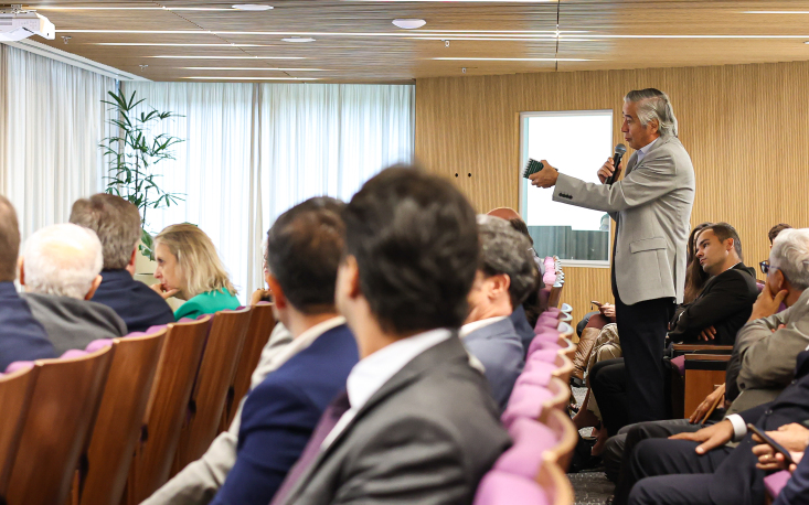 Representantes de diversos setores comparecem ao evento Representantes de diversos setores comparecem ao evento