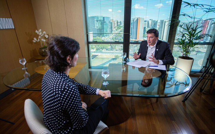 Debate abordou as oportunidades mundiais, o cenário global e o avanço do protecionismo Debate abordou as oportunidades mundiais, o cenário global e o avanço do protecionismo